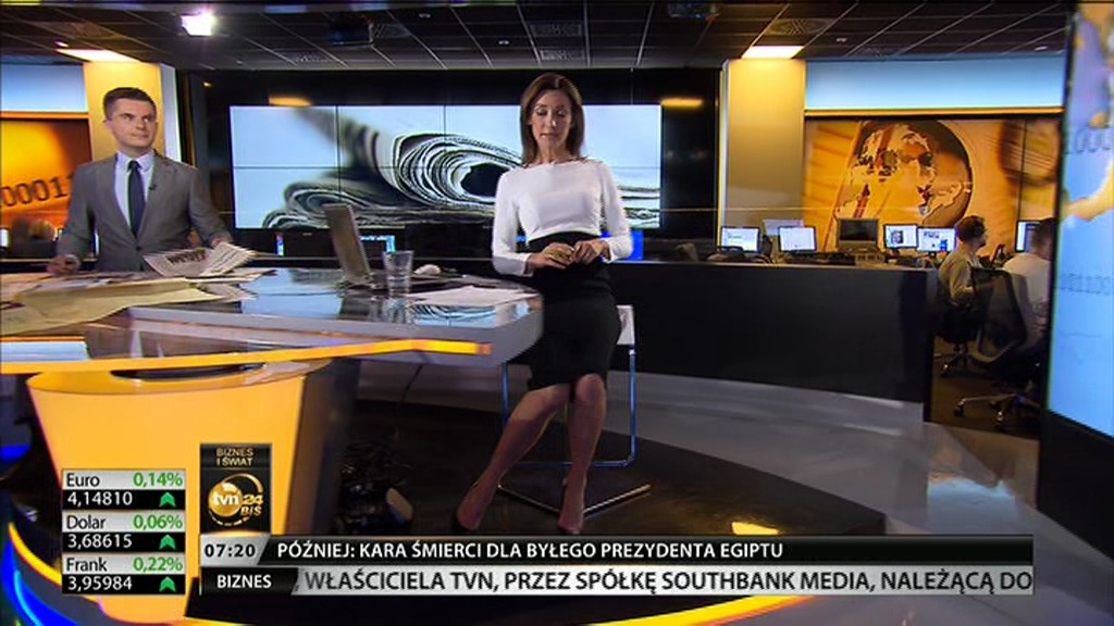 vlcsnap-2015-06-18-17h03m32s139