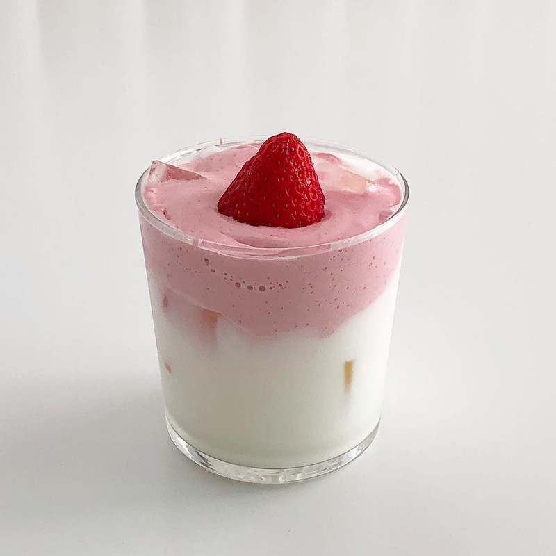Dalgona Strawberry