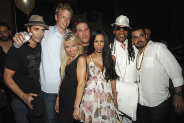 gallery_6344592977802462502938067_58_IYoungCSimmsRThompsonNAshmanHHunterMMelNaf_070810.jpg