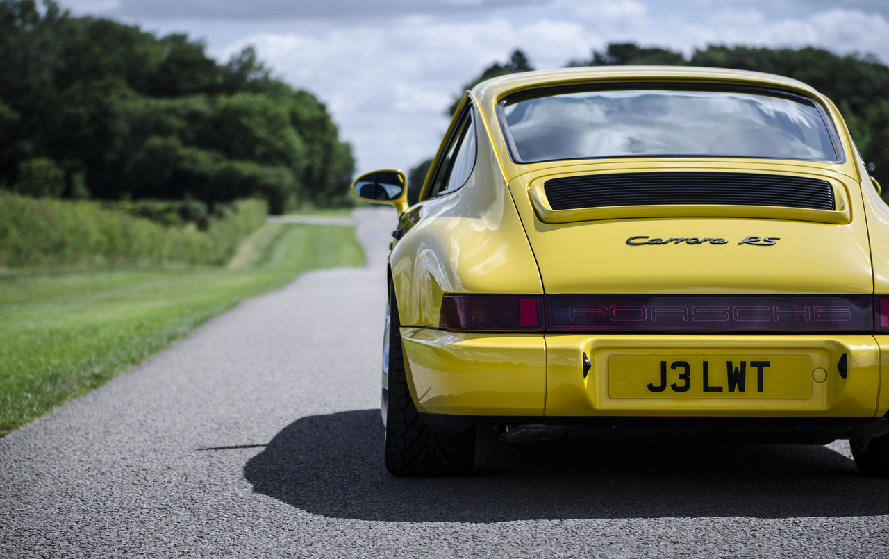 porsche 964 rs 16