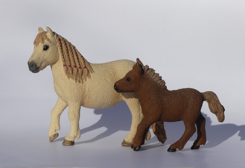 Pictures for Toy Animal Wiki - Page 16 TAWAdvent-Mare-Foal