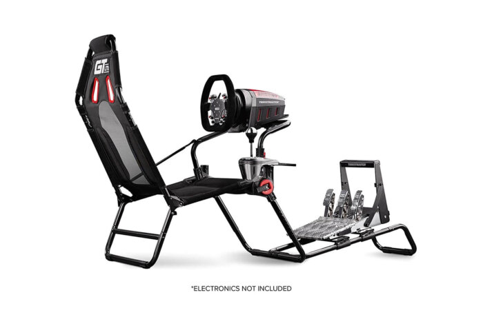 Asiento plegable Next Level Racing mostrando la tela transpirable.