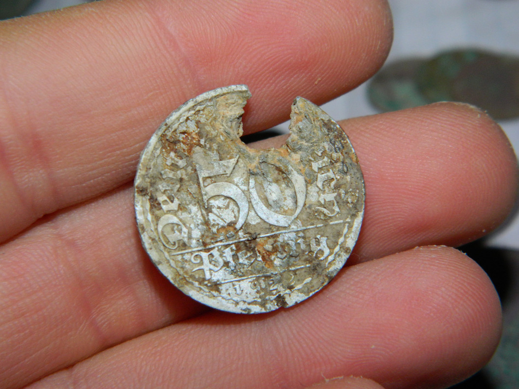 25p16 018