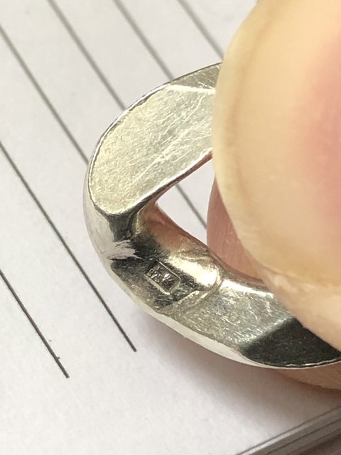 752E8A15-EE3C-43A7-8B34-E8C50EBAEB07