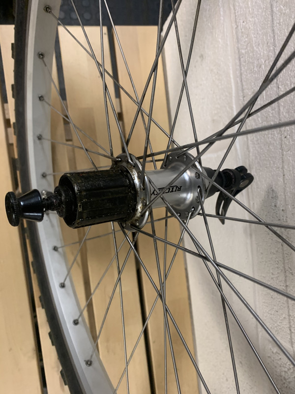 DA52F283-3505-413D-A049-5CA235EC6CCE