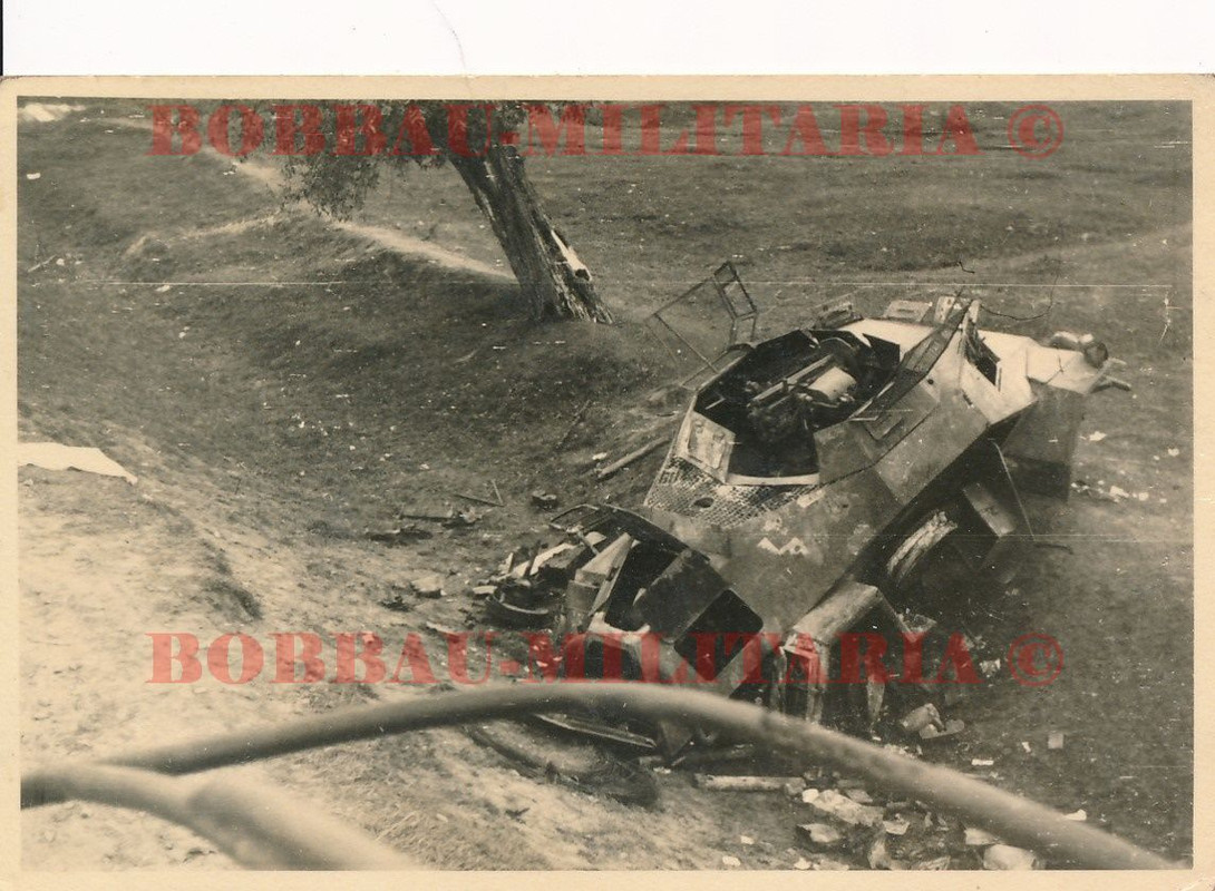 Polen Pz.A.A 5 Panzerspähwagen Sd.Kfz 221 combat mit Treffer Fro