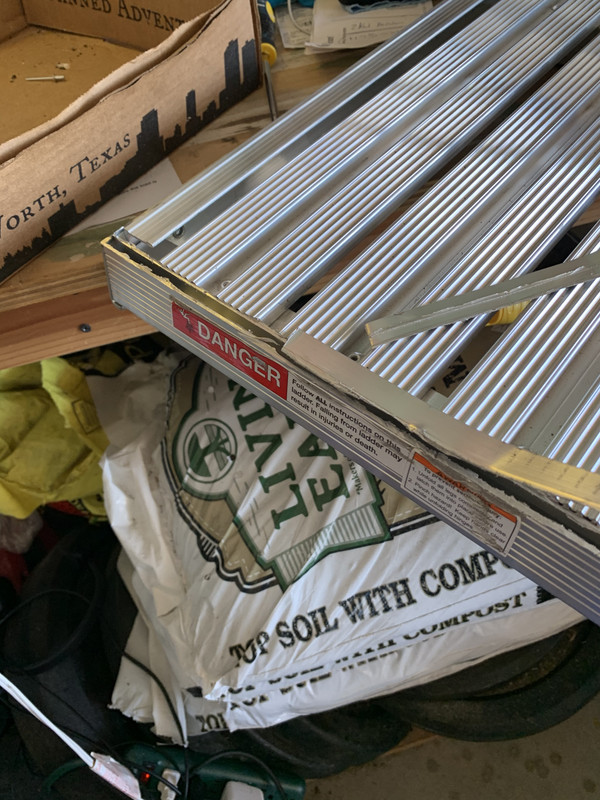 08B520D4-2E26-4B21-A987-D426884009BD