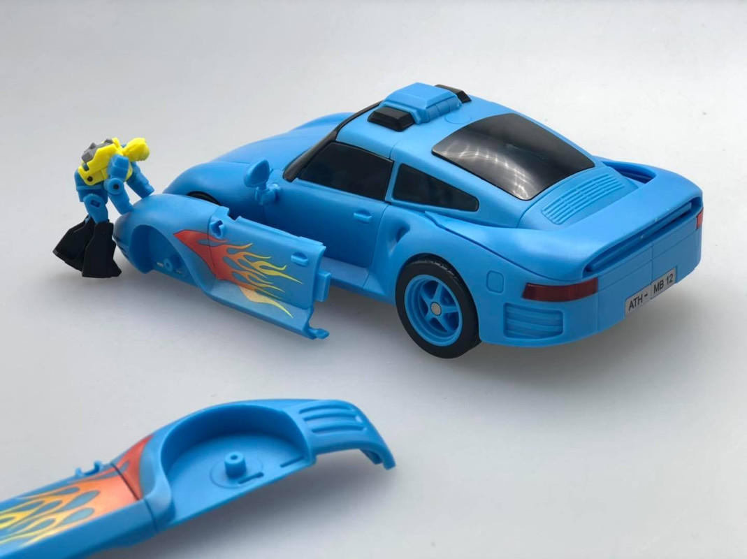 MB-12A-NITEWALKER-13