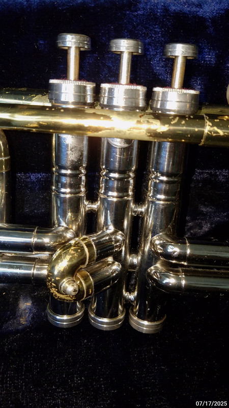 Conn 1968 80A Victor long cornet sn L91920X (29)