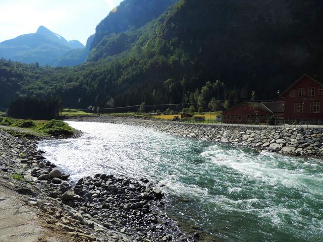 CRUCERO FIORDOS 2015 - Flam, Stavanger, Kristiansand, Oslo, Gotemburgo - Blogs de Baltico y Fiordos - Viernes 21 - Flam (7:00 a 18:00) (24)