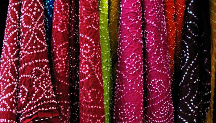 Tie That Dyes: Bandhani, A Living Art