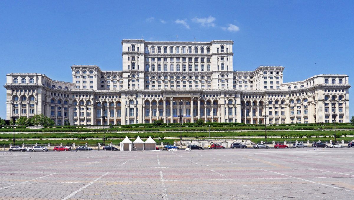 Cu promisiuni şi iluzii deşarte, nimic nu merge ca pe roate Casa Poporului e1605103828348 c 1210×680 Cu promisiuni şi iluzii deşarte, nimic nu merge ca pe roate