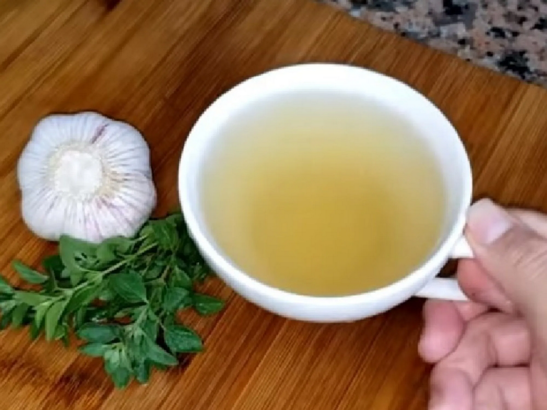 ¿Para qué sirve él té de orégano con ajo? Descubre sus beneficios y cómo tomarlo