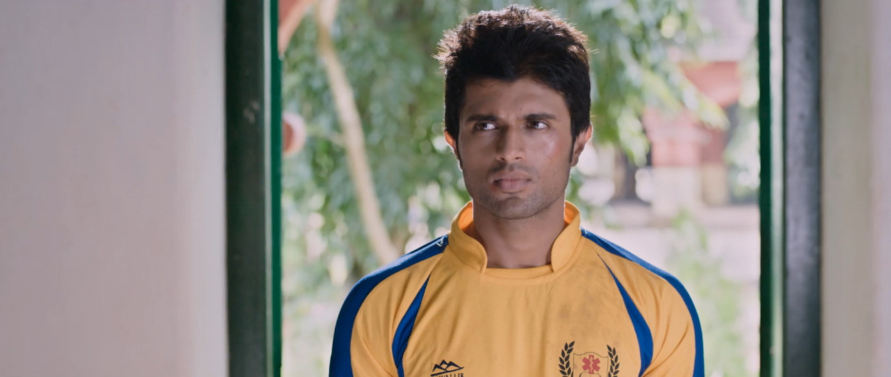 Arjun Reddy 2017 WebRip [Hindi + Tamil + Telugu] 1080p 480p 720p ESub Screenshot