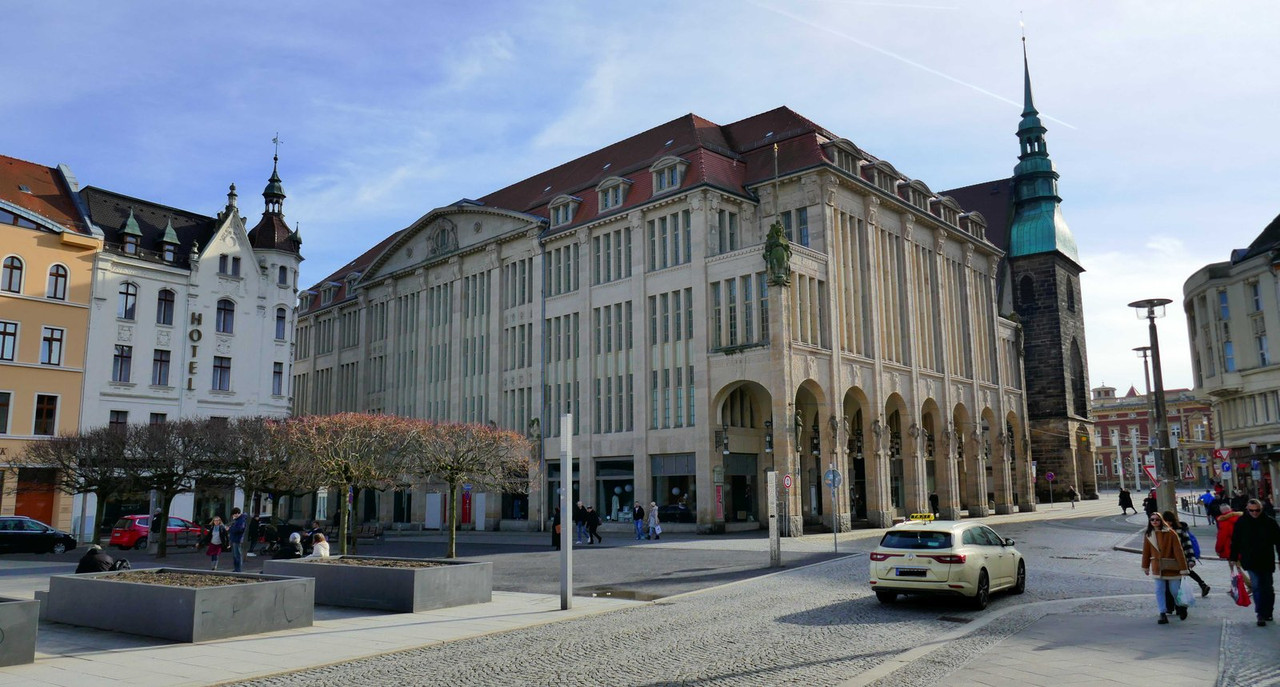 Bild: https://i.postimg.cc/FKHxTfjc/P1180190.jpg