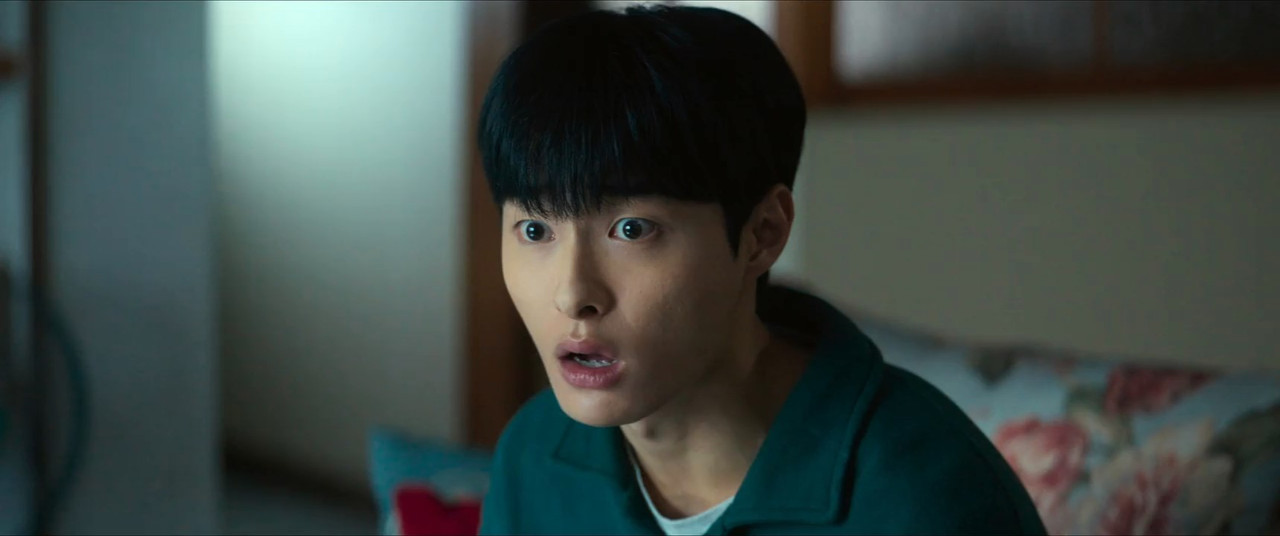 Hyper Knife (2025) Season 1 [English + Korean] WebRip 480p 720p ESub - Complete Screenshot
