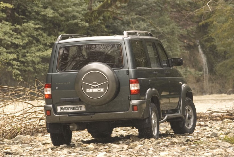 УАЗ-3163 Patriot (2006)
