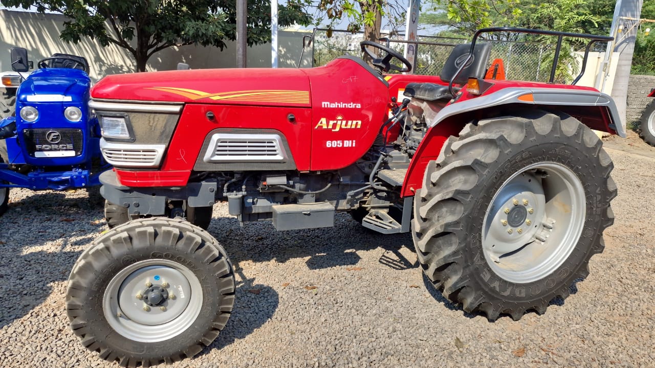 Mahindra Arjun 605 DI-i