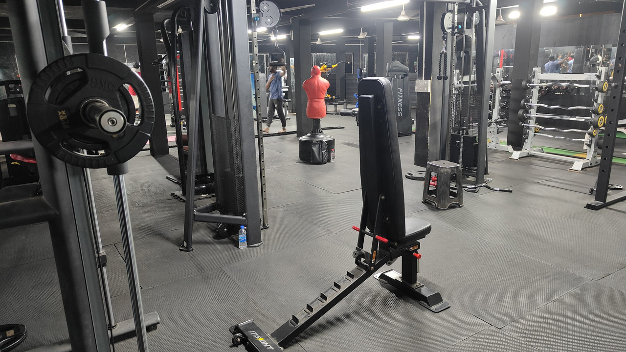 Fit & Fight Gym Strength Machines