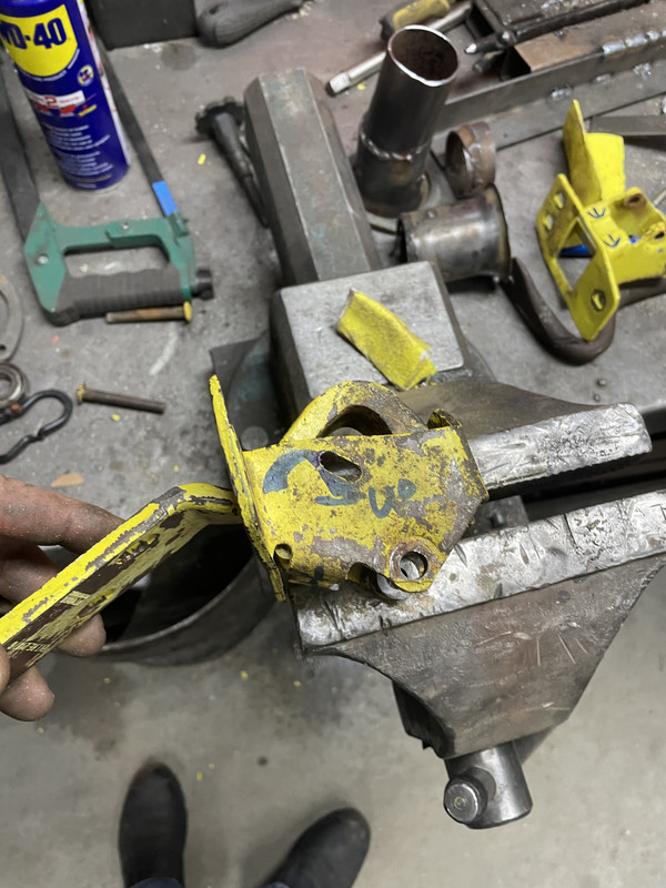 B0C78C67-02CE-4B1F-9A5A-6E855BB99FC7