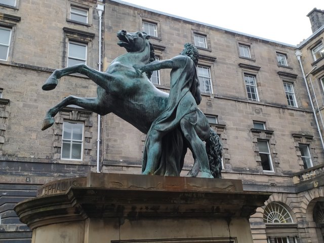 Día 1 La ciudad vieja, ciudad nueva y Calton Hill - Edimburgo: Una ciudad “encantada” con mucho encanto (5)