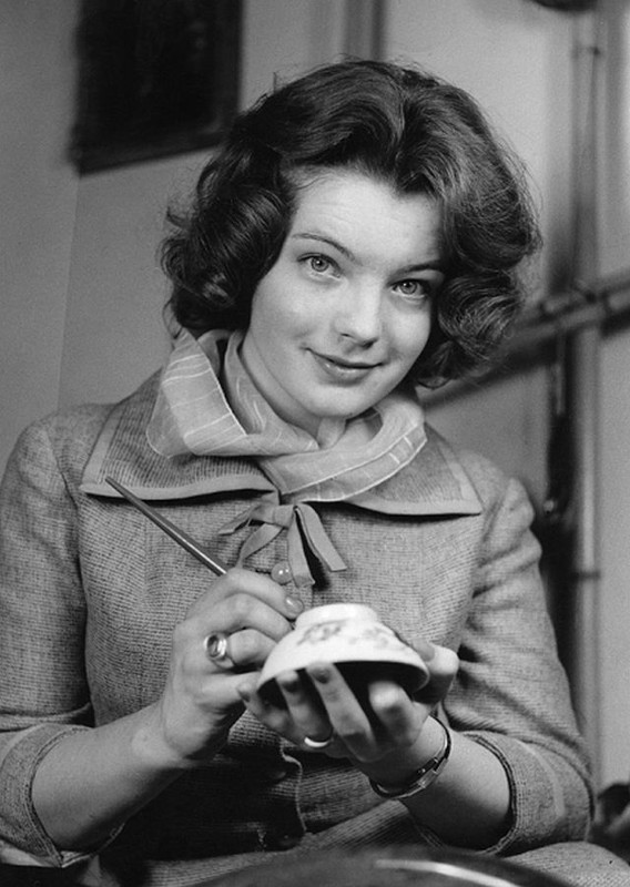romy_schneider_jv83