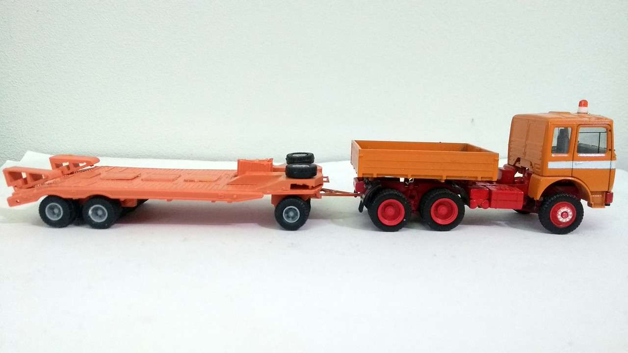 Mach (2323)