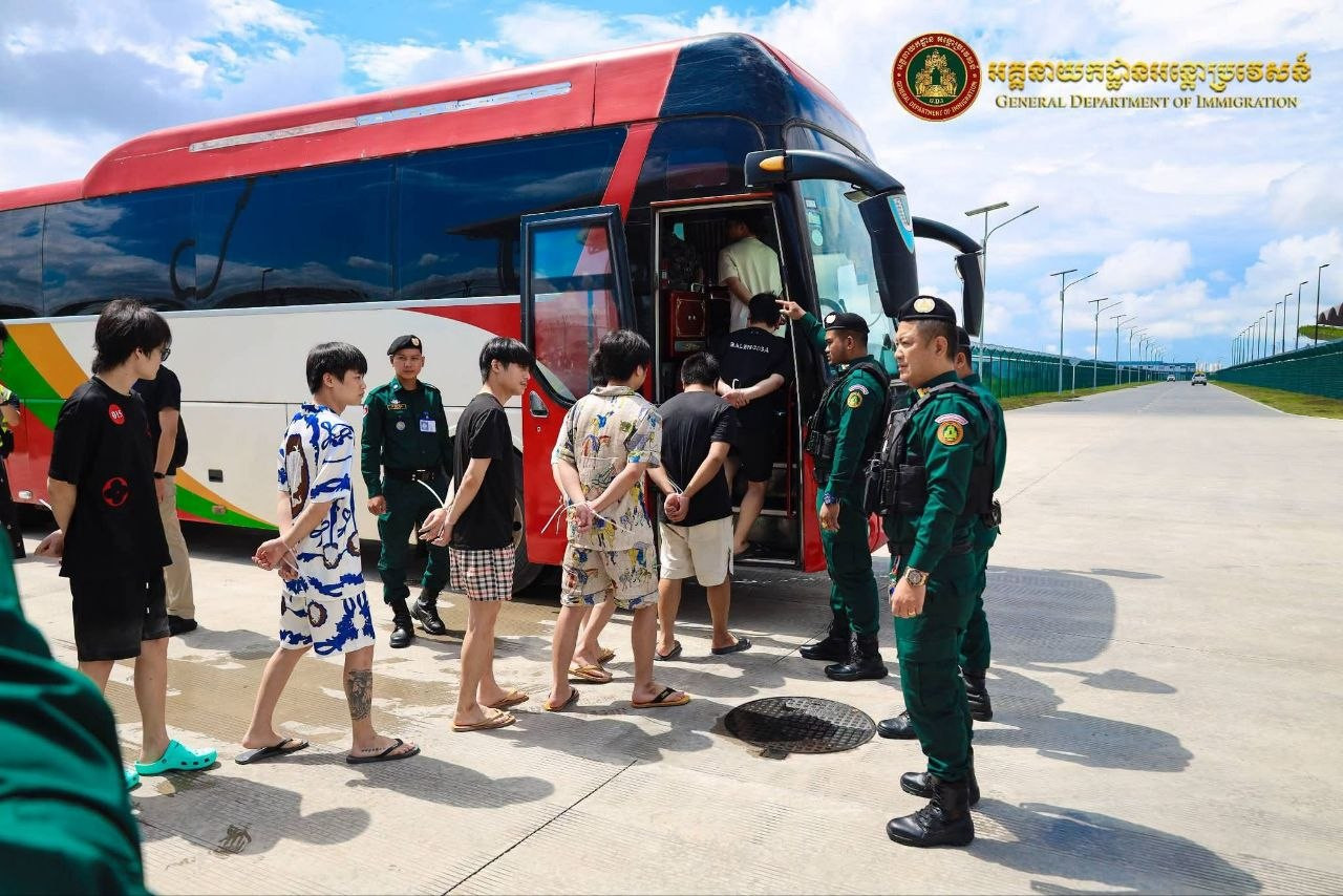 chinese nationals deported illegal work scams cambodia news 2026 556667