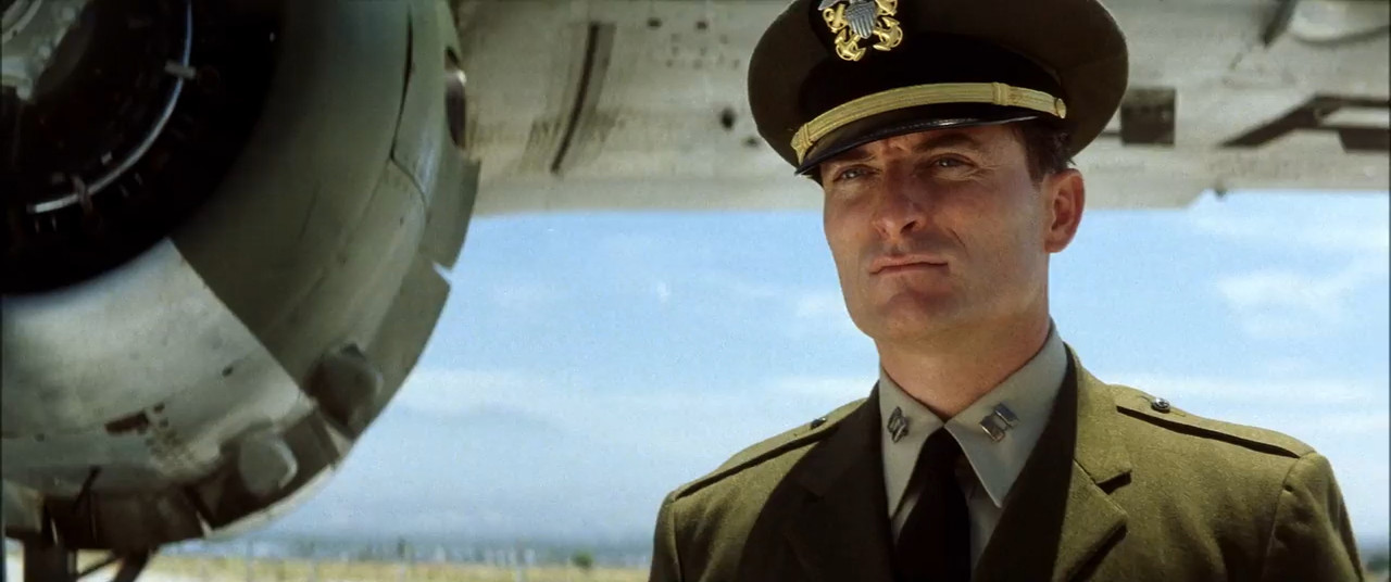 Pearl Harbor 2001 BluRay [Hindi + English] 480p 720p ESub Screenshot