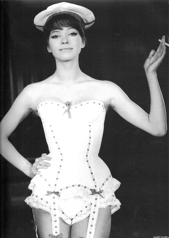 anna_karina_mc52