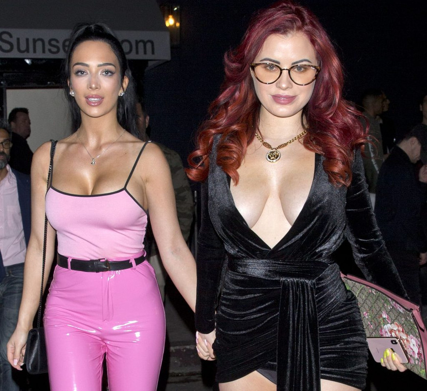 Carla-Howe-UpskirtStars.com-1-1024x1536 (18)