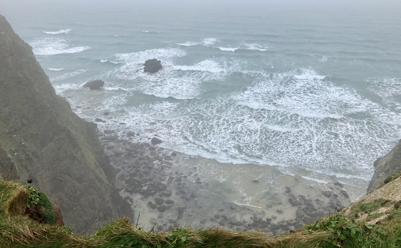 69BCCF38-80E6-4B4A-B0FD-3D099673E7EB