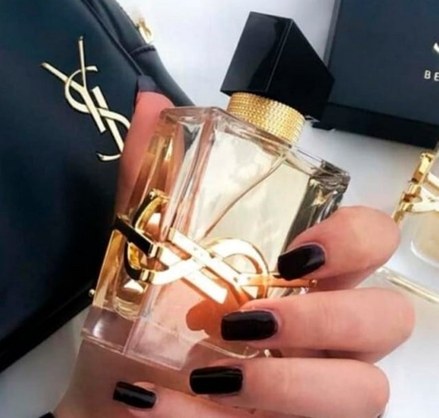 Libre Yves Saint Laurent Eau de Parfum – Perfume Feminino 30ml