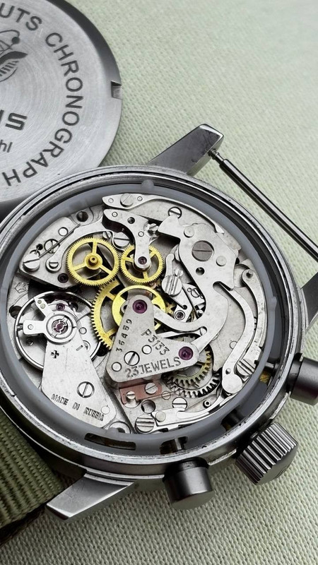 La montre russe du jour - tome 3 - Page 2 S-l1600
