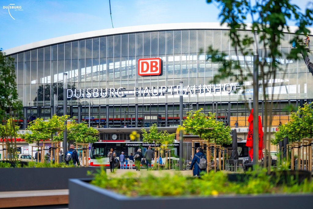 2024-06-06-DU-HBF-Osteingang-Neu-1.jpg