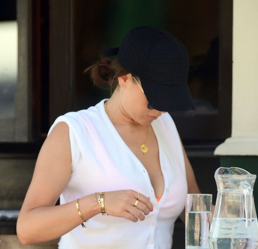 Imogen-Thomas-UpskirtSTARS.com (25)