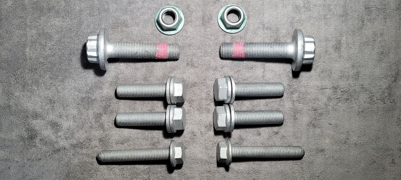 9 (10)