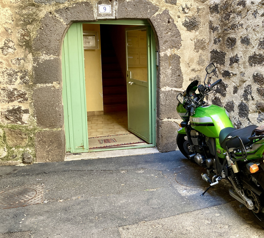 FE7E355E-FAFD-4B93-A438-AF1F1E7FF1FF