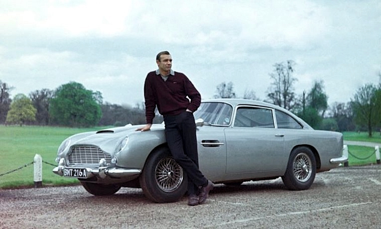 ASTON-MARTIN-DB5-FOTOR.jpg