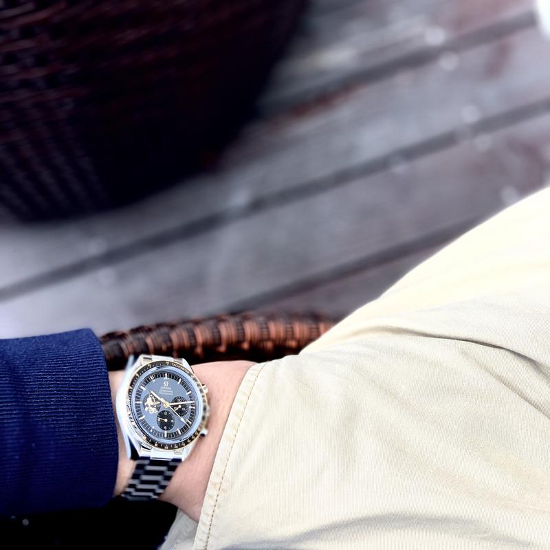 La Speedmaster du 50ème anniversaire - Page 25 D004-ACF1-31-FC-464-B-9-E61-5177107-EE79-F