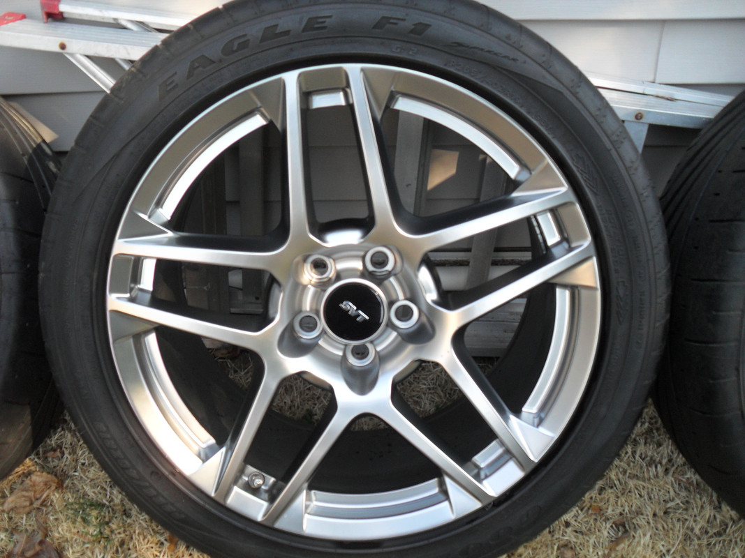 2007 2014 SOLD ! F/S 2014 GT500 " BASE " wheels & tires.. Ford