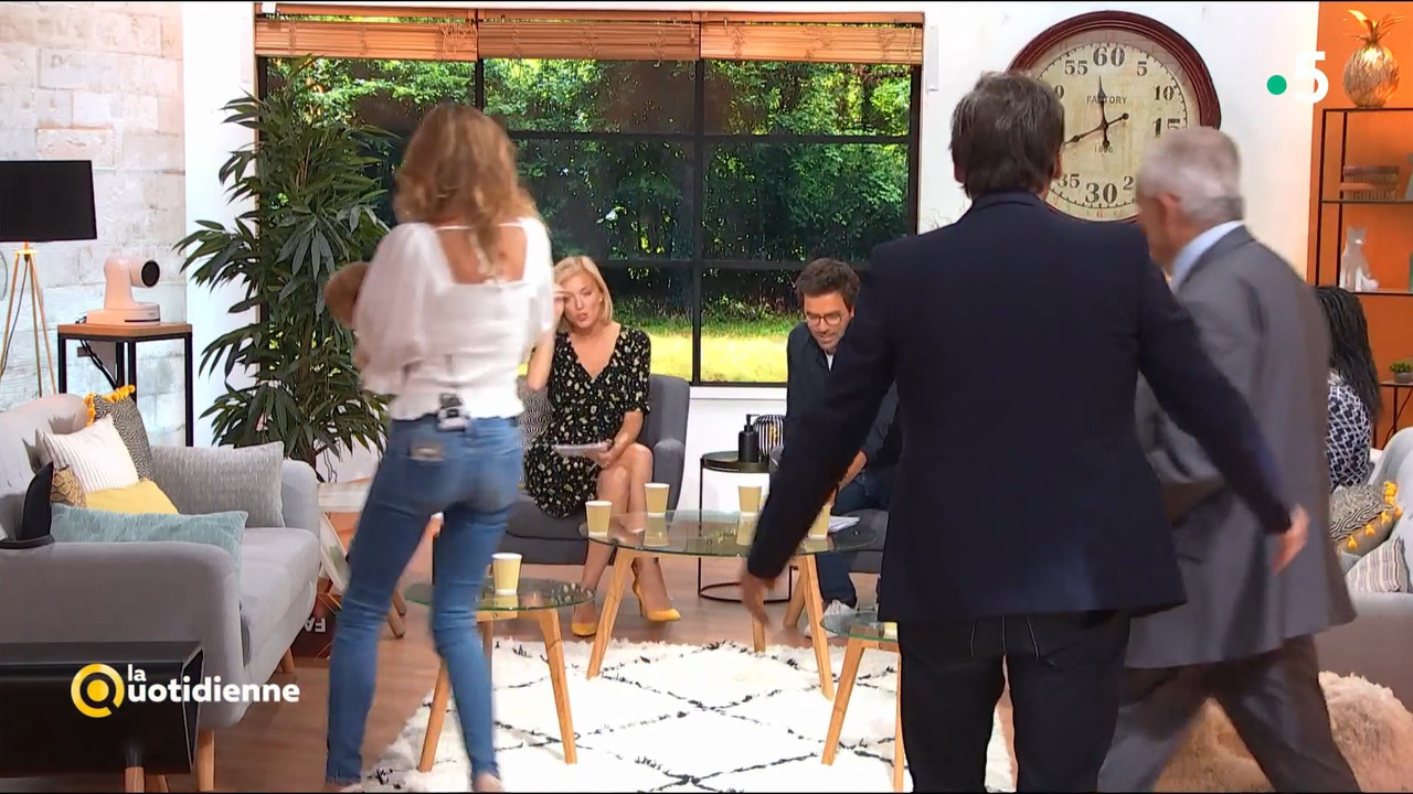 2020-09-09_11_45_Fr5_La-quotidienne.mp4_snapshot_01.01.30.488