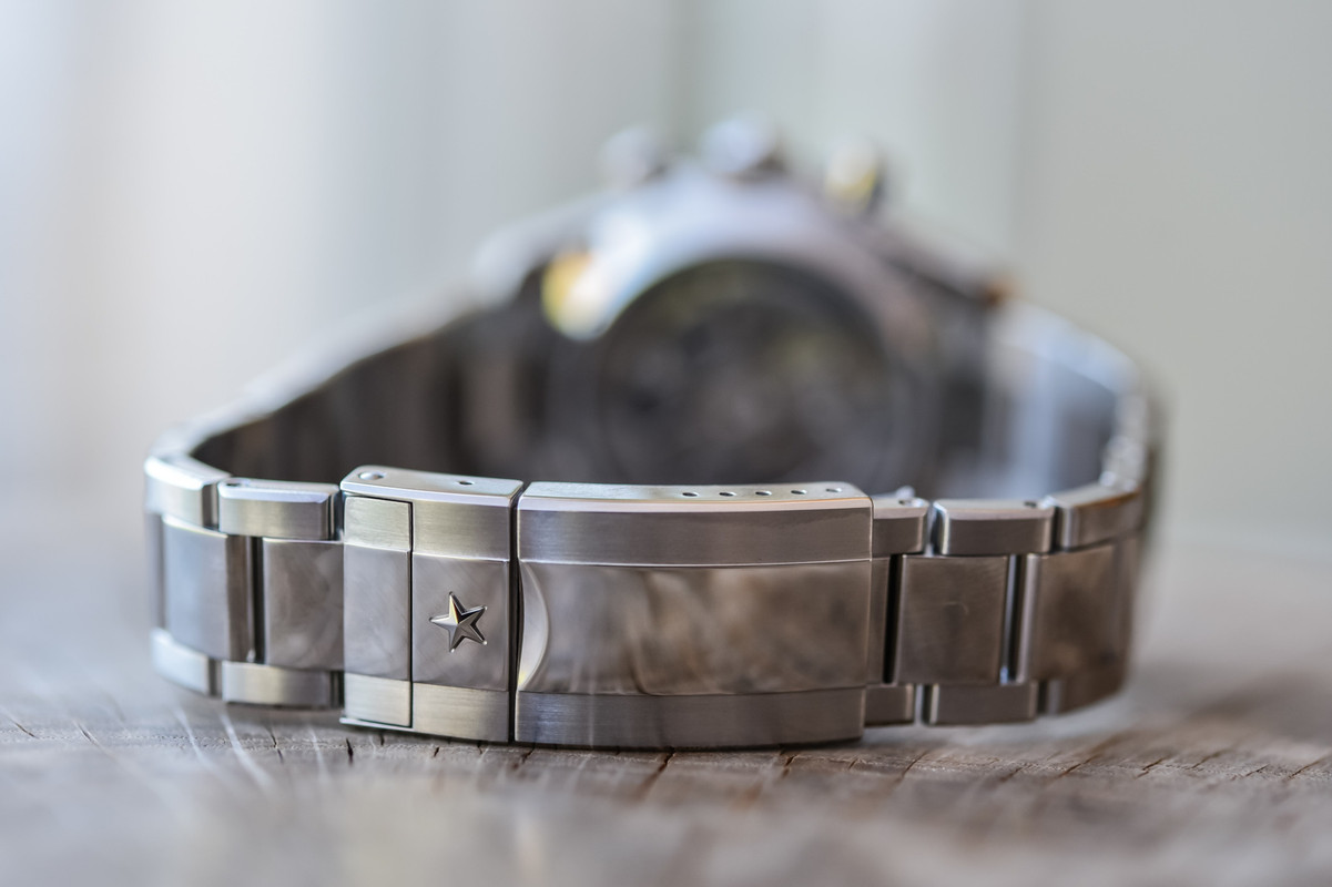 Zenith-Chronomaster-Sport-El-Primero-3600-03.3100.360069.M3100-00010-2048x1364