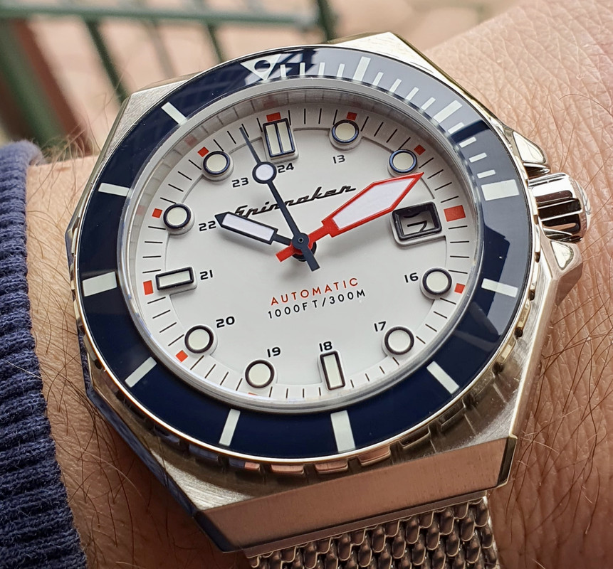 55860D06-5B03-4EC1-AED1-8F97EB93D19B