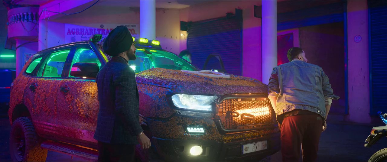 Wild-Wild-Punjab-2024-Hindi-Multi-WEBRip-720p-x264-AVC-EAC3-6ch-ESub-mkv-0004