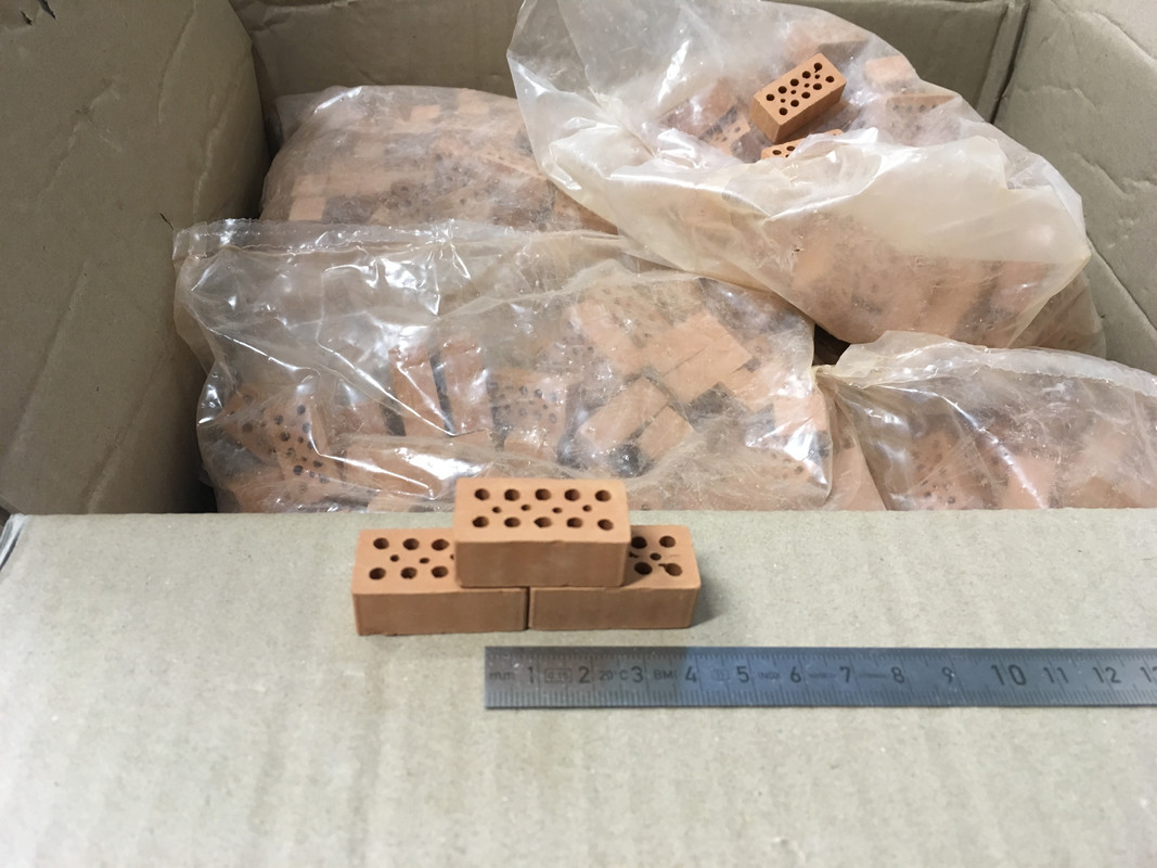 F77A780D-24B1-4962-AEDF-6DE1D3592F34