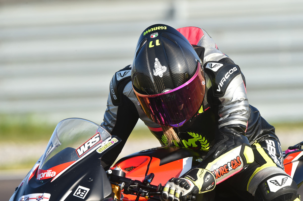 1A4A8294-7EFD-4607-AEEE-F96A3BBF0E2E