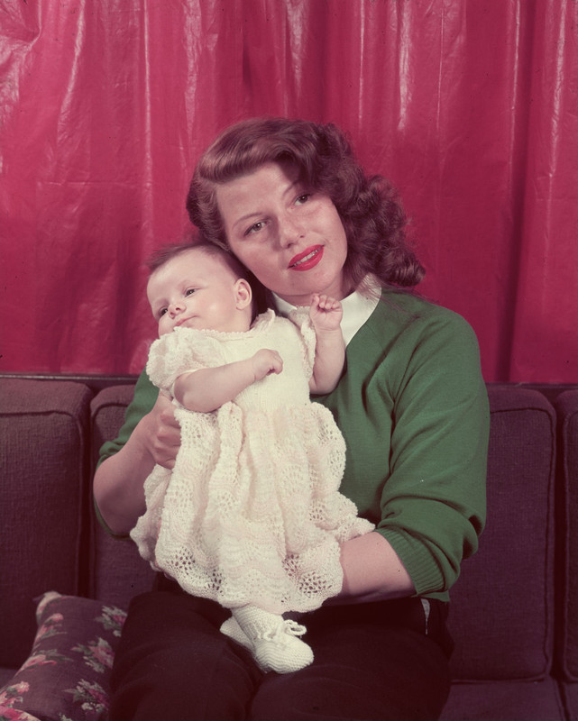 rita_hayworth_f61