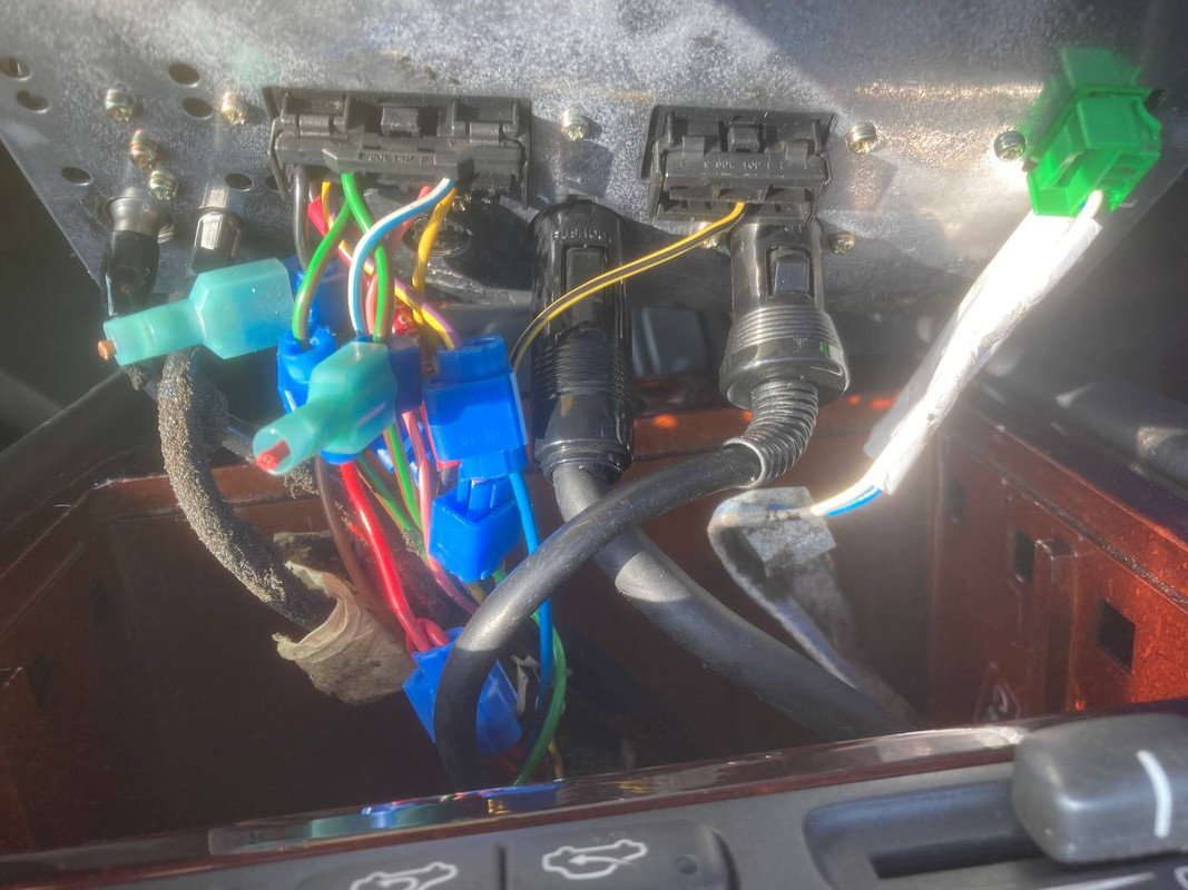 photo_2025-03-27_18-59-15