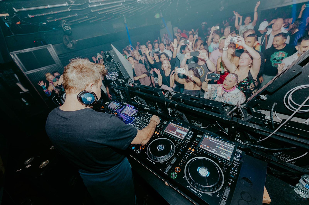 Paul-Oakenfold-2